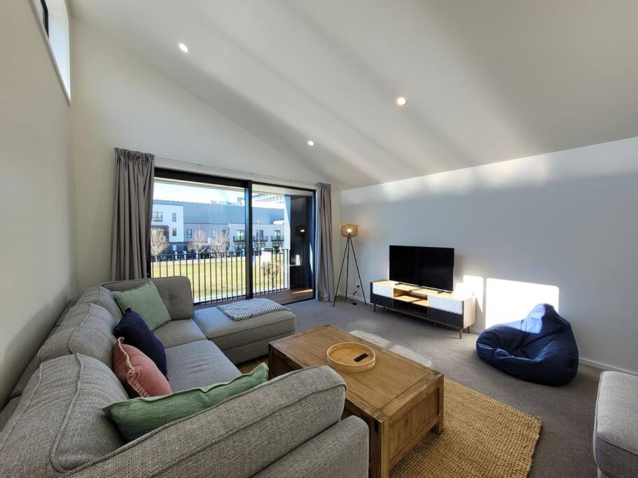 Downtown Apartment Christchurch Buitenkant foto